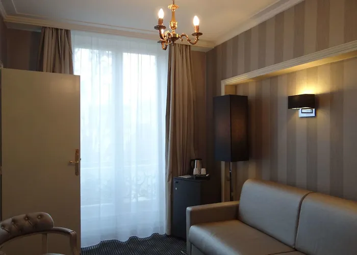 Concordia Centre Gare Hotel 4*